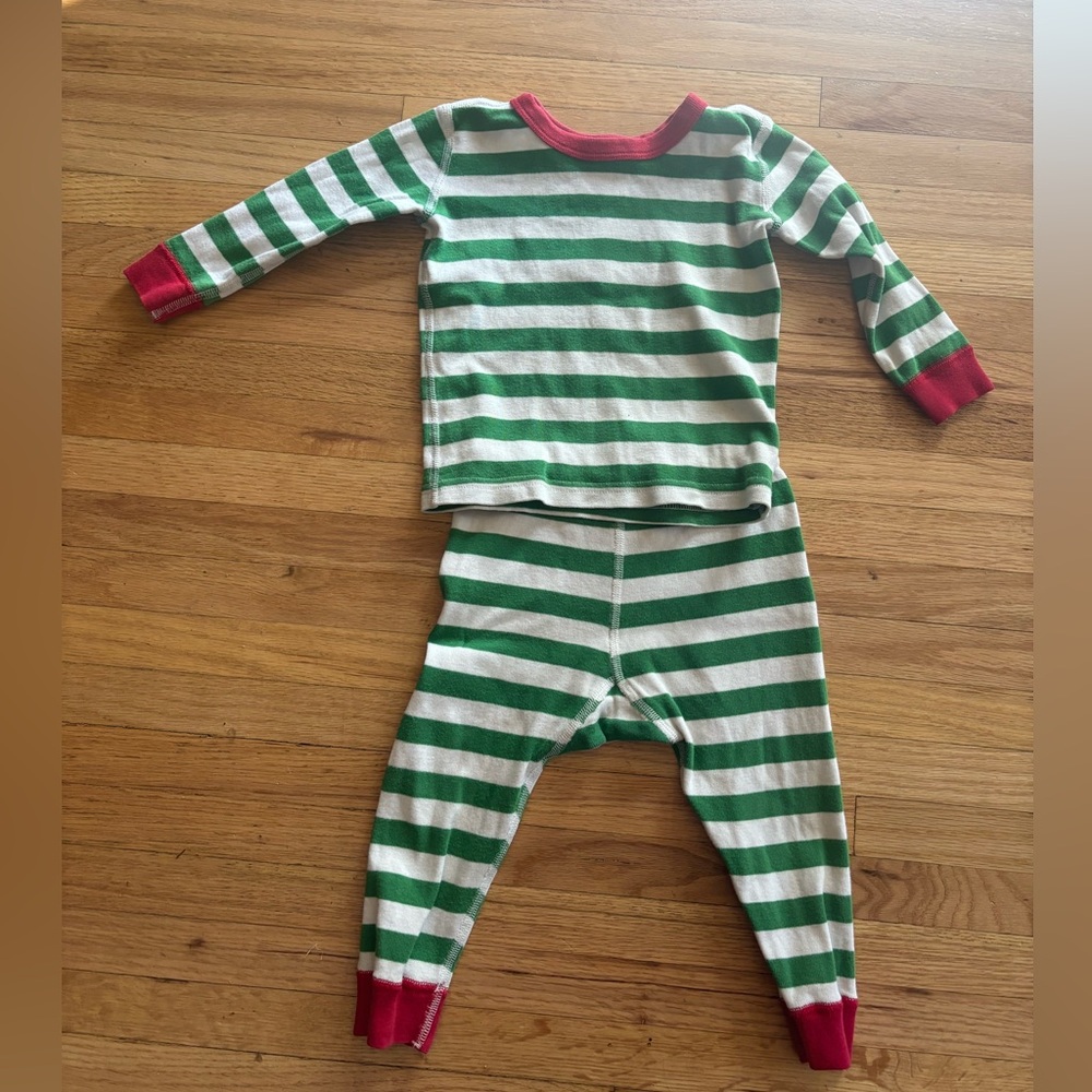 Hanna Andersson pajamas 18-24m